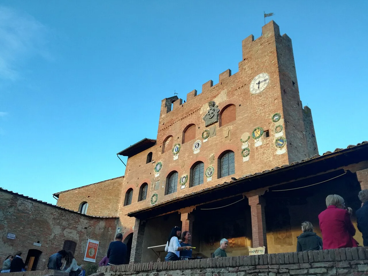 Palazzo Pretorio e Chiesa dei Santi Tommaso e Prospero
